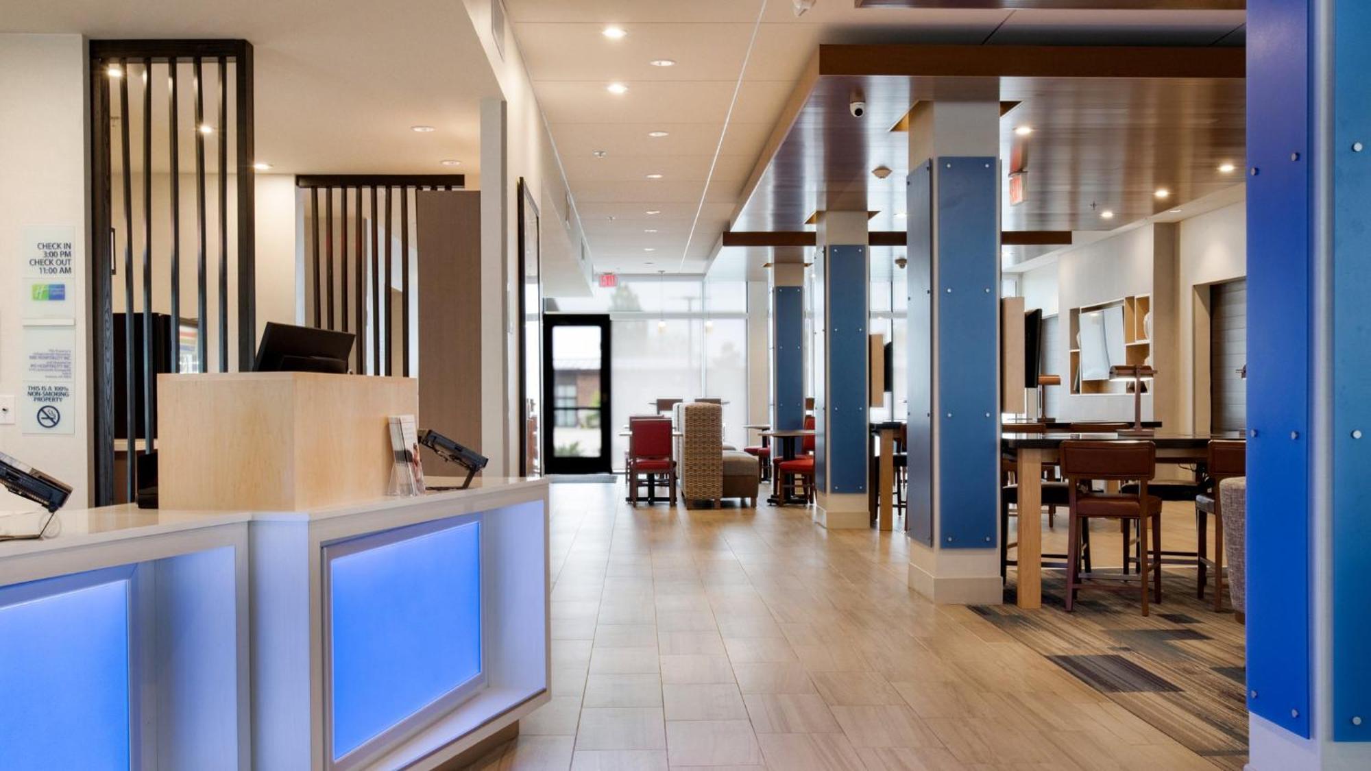 Holiday Inn Express & Suites Racine By Ihg Buitenkant foto